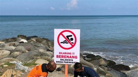 Antisipasi Laka Laut Satpolairud Sebar Rambu Zona Bahaya Untuk