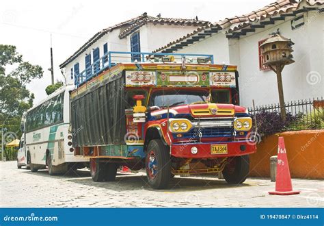 Bus colombien type photographie éditorial Image du colombia 19470847