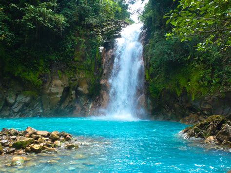 7 Natural Wonders In Costa Rica Rio Celeste Celeste River The