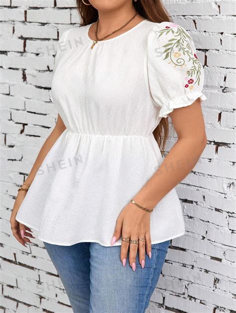 SHEIN LUNE Blusa suelta de cuello redondo bordada con diseño floral y