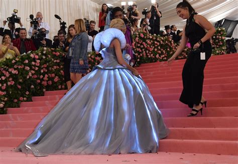 Zendayas Cinderella Dress At The 2019 Met Gala Popsugar Fashion Photo 16