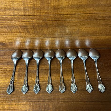 Oneida Oneidacraft Deluxe CHATEAU Stainless Flatware 8 OVAL SOUP SPOONS