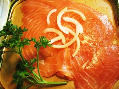 Lachsmousse mit geräucherter Lachs und Zitrone Rezept mit Bild