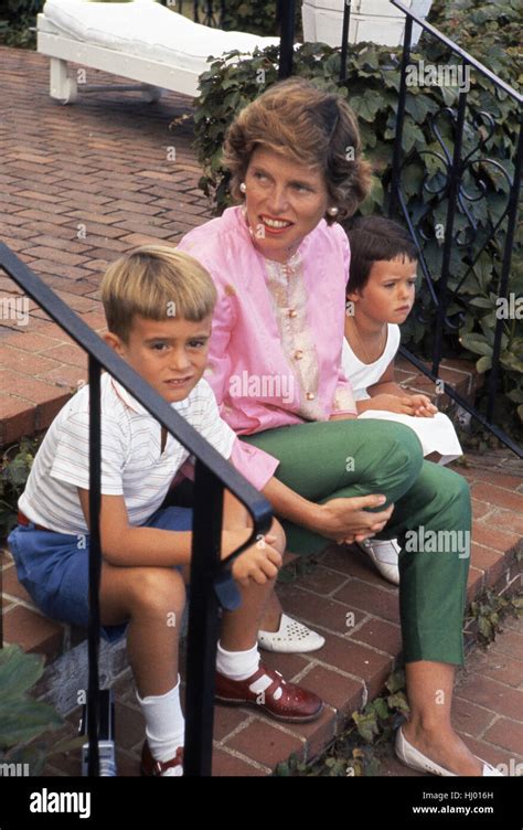 Eunice Kennedy Shriver with Bobby and Maria Shriver, 1959 Stock Photo ...