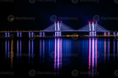 New Tappan Zee Bridge At Night 36245343 Stock Photo at Vecteezy