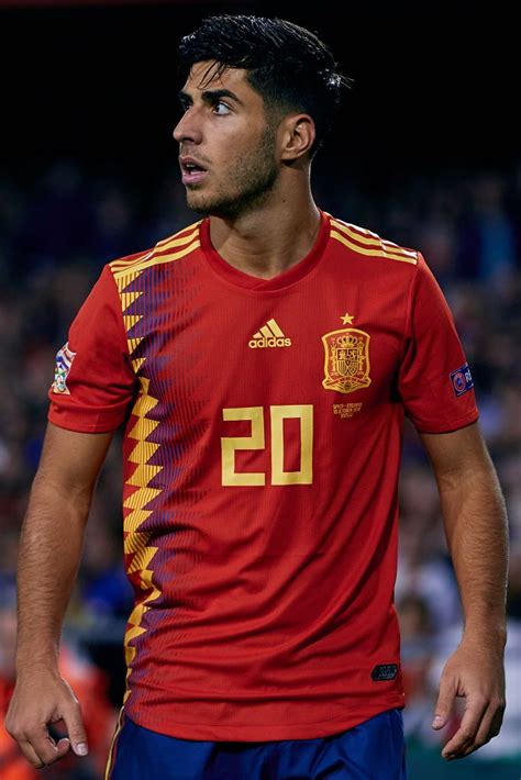 Marco Asensio of Spain looks on during the UEFA Nations League A ...