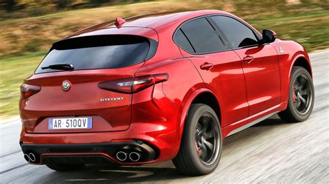 Alfa Romeo Stelvio Quadrifoglio Tutto Pronto Per Larrivo Del Super