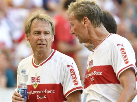 VfB Stuttgart Klinsmann offenbar offen für Rückkehr zu den Schwaben