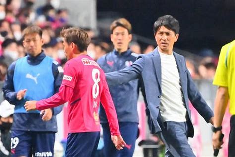 【速報】c大阪・イキリ散らした34歳児乾貴士との契約解除を発表【サッカー】 やれ速！