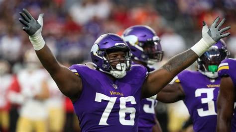 Vikings DT T.Y. McGill Suffers Season-Ending Injury