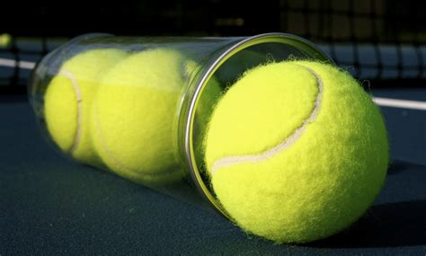 Usos De Las Pelotas De Tenis En El Hogar Que No Sospechabas Estilo De