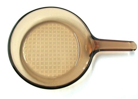 Corning Ware Vision 7 Inch Waffle Bottom Frying Pan Skillet Amber Glass