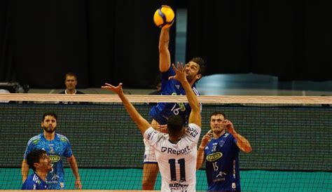 Sada Cruzeiro e Farma Conde Vôlei SJC decidem a Copa Brasil masculina