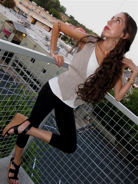 identical-duet: "All right, Mr. Demille, I'm ready for my close-up