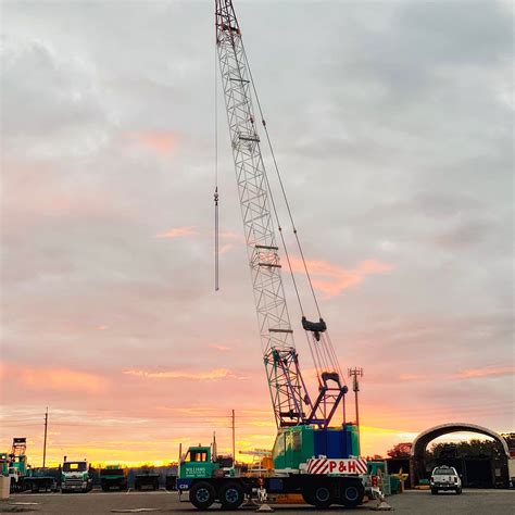LATTICE BOOM CRANES | Williams Cranes & Rigging | Australia