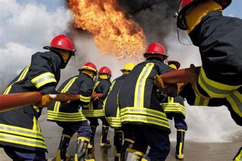 МЧС рассказало о высоком риске пожаров на соцобъектах в 30 регионах