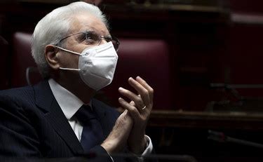 Sergio Mattarella Il Trappolone Per Il Bis Al Quirinale Come Lo