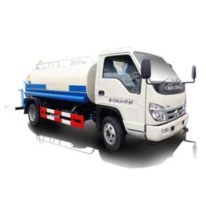 Wheel Dongfeng Gallon Water Delivery Trucks Fuel Truck Sewage