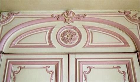 Les Liaisons De Marie Antoinette Madame Du Barry Detail Of Moulding In