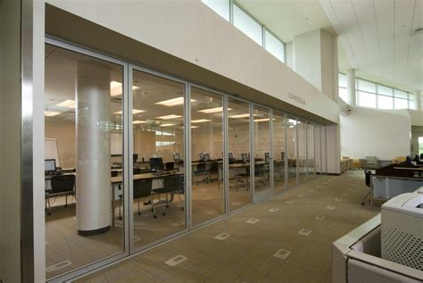 Naperville Public Library Photo Gallery | NanaWall