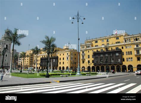 Downtown In Lima Peru With Colonial Buildings Stock Photo Alamy