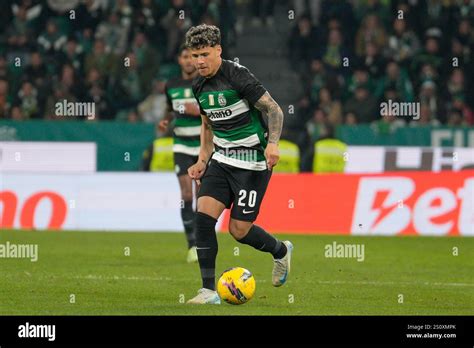 Lisbon, Portugal. 29th Dec, 2024. Maximiliano Araujo of Sporting CP in ...