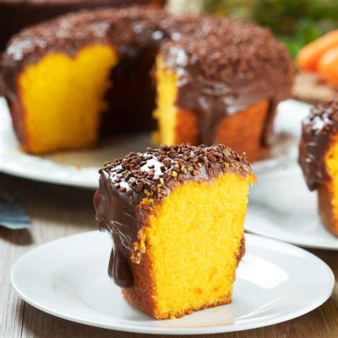 RECEITA Bolo De Cenoura Cobertura De Chocolate Grupo PQ Alimentos