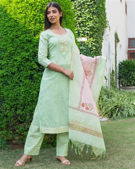 Light Green Embroidered Kurta And Pants With Printed Dupatta Set Of