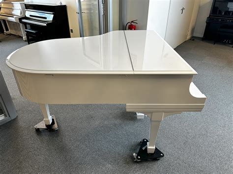 STEINWAY SONS M 170 BLANCO CHROME Restaurado Hinves Pianos