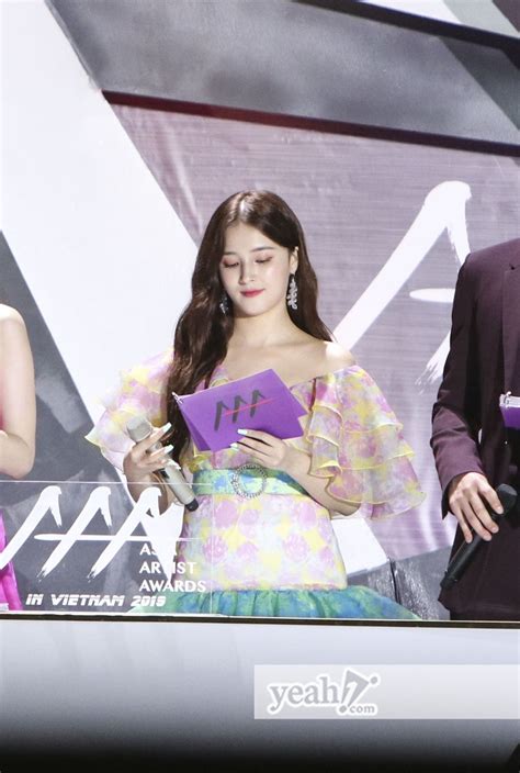 261119 Momoland Nancy At Aaa 2019 Vietnam Nancy Jewel Mcdonie