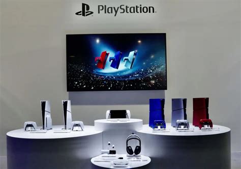 PlayStation 5 Slim Deep Earth Cover Collection Debuted at CES | TechPowerUp