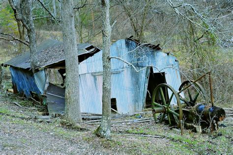 Abandoned Oil Field Engine Old Powerhouse That Used To Pum Flickr