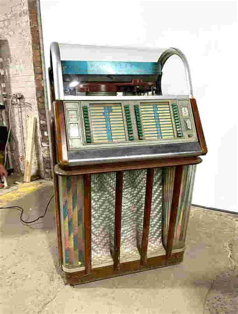 1953 Wurlitzer Model 1650 Coin Operated Jukebox Jun 18 2020