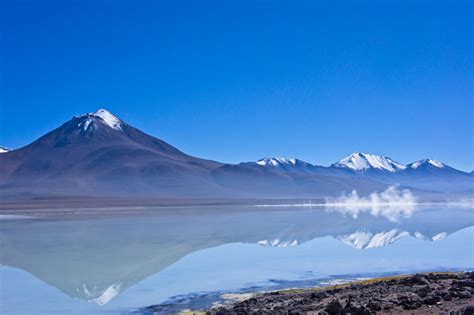 Licancabur Lake, Bolivia Pictures | Download Free Images on Unsplash