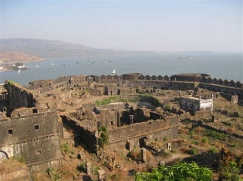 Murud Janjira Fort | Murud Janjira - What to Expect | Timings | Tips ...