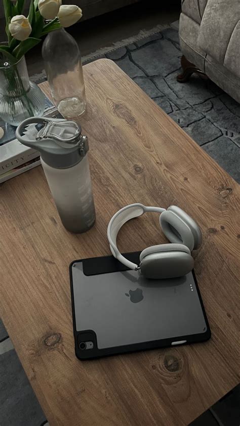 Airpods Max Aesthetics In 2022 Apple Products Ipad Max