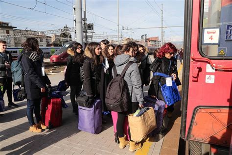 Destinazione Auschwitz Partito Il Treno Della Memoria Foto