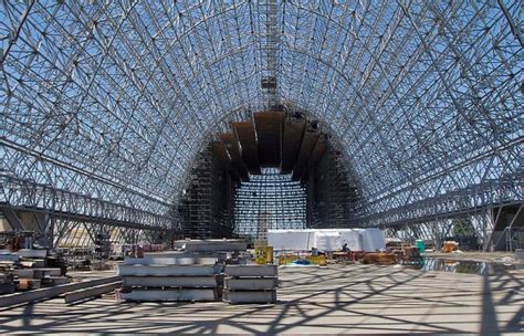 Moffett Field Hangar One – Stripdown of 79 Year Old Structure Almost Complete - UAS VISION