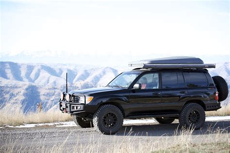 Lifted Toyota Land Cruiser 100 Overland Project Makes Wonders of Nature Closer