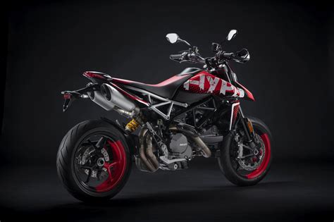 Motorrad Vergleich Ducati Hypermotard Rve Vs Ducati