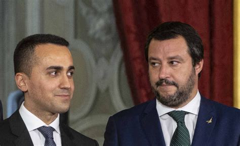 Di Maio E Salvini Come Nel Vecchio Film Sfida Implacabile Moondo