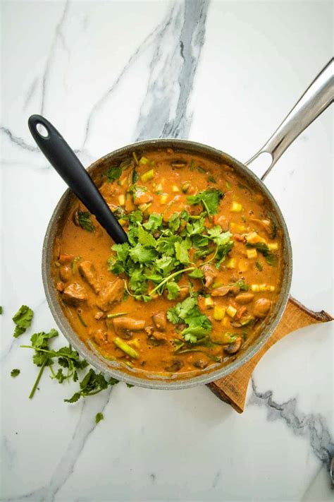 Satay Mushroom Curry With Coconut Milk Keto Vegan Tastefully Vikkie