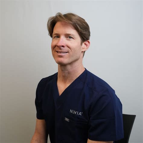 Meet Dr Spencer Nuvias Oral And Maxillofacial Surgeon In Philadelphia Pa