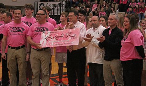 Complete Family Medicine raises over $5,000 at Kirksville basketball Pink Out Night | Kirksville ...