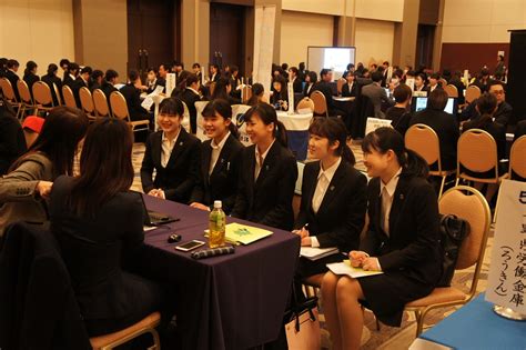 「清泉女学院 職業研究 企業合同説明会」を開催。2020就活もいよいよ本番！｜info And Topics｜清泉女学院大学・清泉女学院短期大学