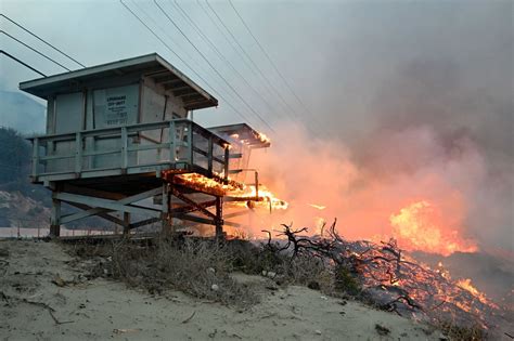 Map: See where the Eaton, Hurst and Palisades fires are burning in ...