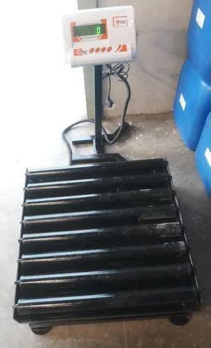 Abhyuday Mild Steel Platform Scale With Roller For Industrial Capacity