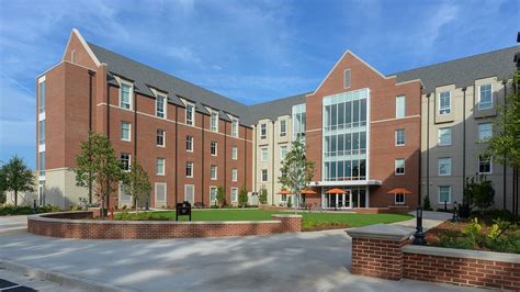 Mercer University, Legacy Hall - McMillan Pazdan Smith Architecture