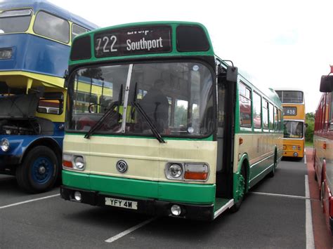 Preserved Bus Yfy M Preserved Buses Leyland Na Flickr