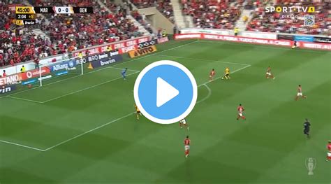 David Neres leva adeptos à loucura um GOLO DO OUTRO MUNDO